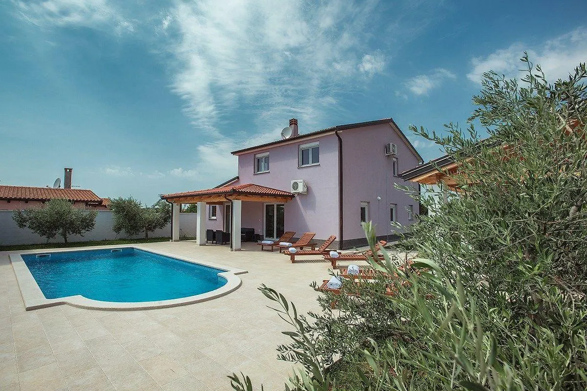 Semesterbostad Villa Zeus Pula Kroatien