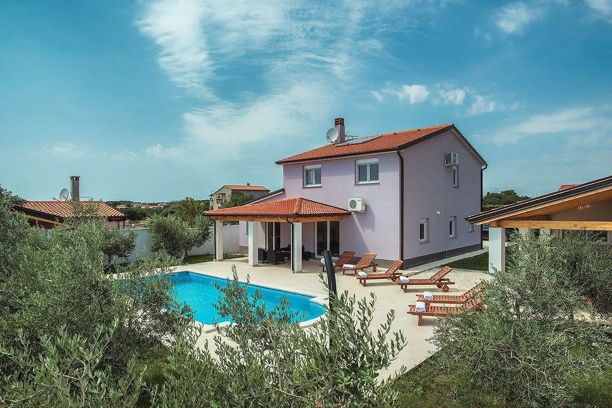פולה Villa Zeus בית נופש